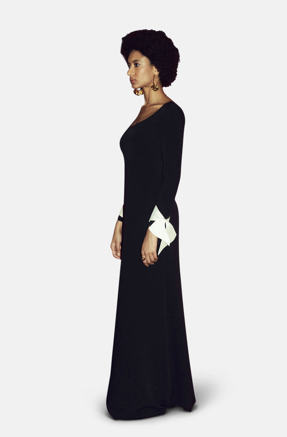 EIKO BLACK/WHITE GOWN